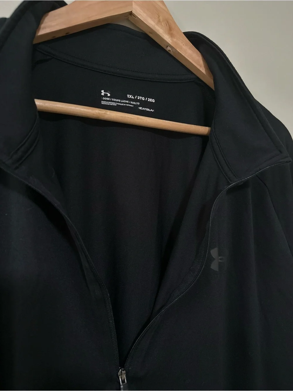 Under Armour Black Half-Zip Performance Pullover - Picture 3 of 5